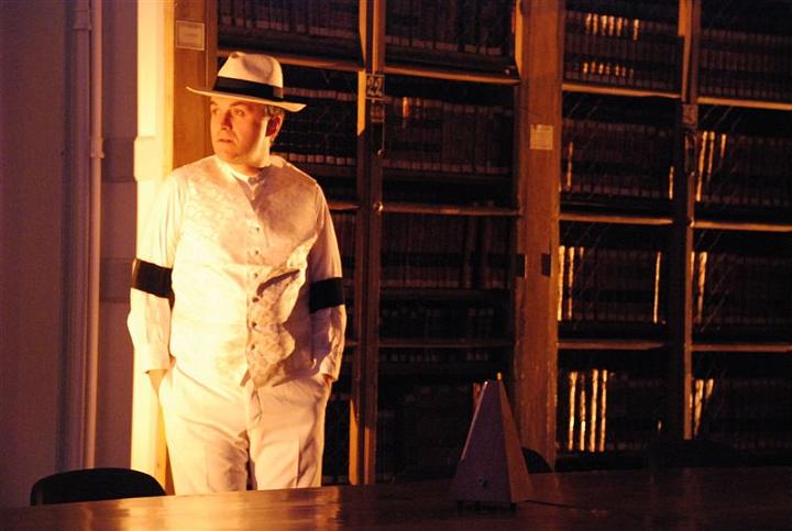 Une nuit a la bibliotheque Epitheatre Mars08_009.JPG - SAUNIER Regis